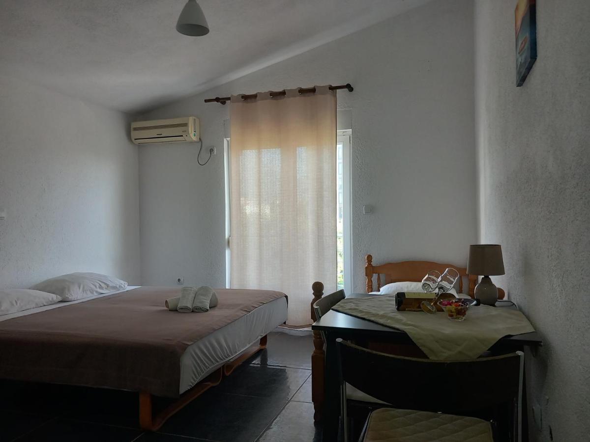 Villa Emeja - Bar - Montenegro エクステリア 写真